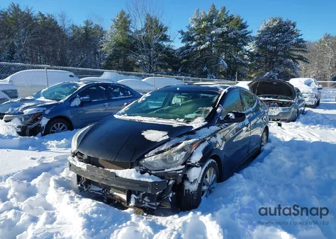 2015 Hyundai Elantra Se z USA, uszkodzony, nr VIN 5NPDH4AE0FH581684